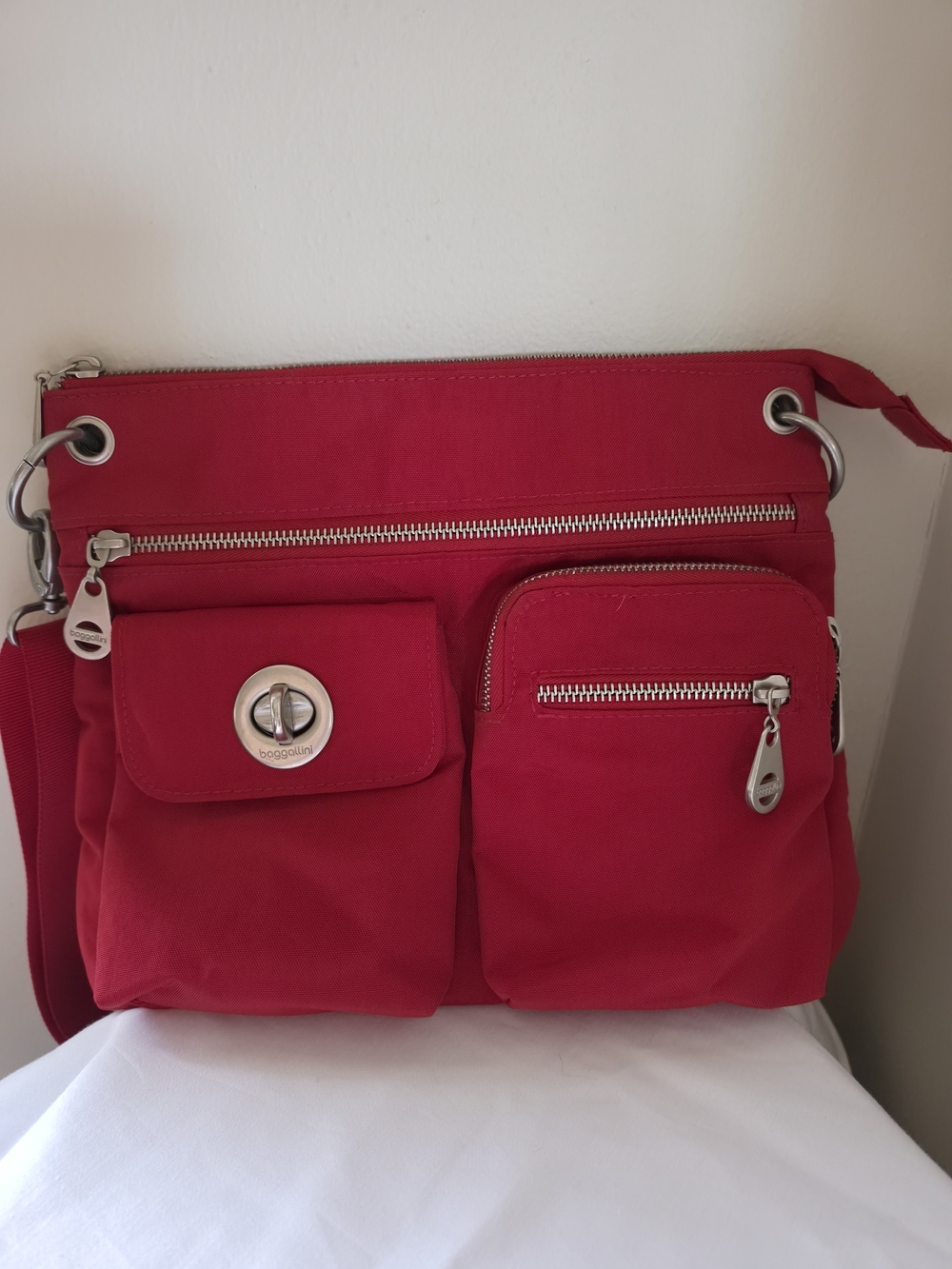 Baggallini Big Sydney Bag